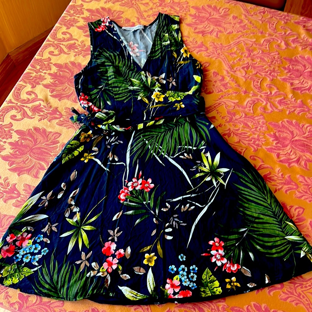Adorable wraparound lined summer dress from Evereve.